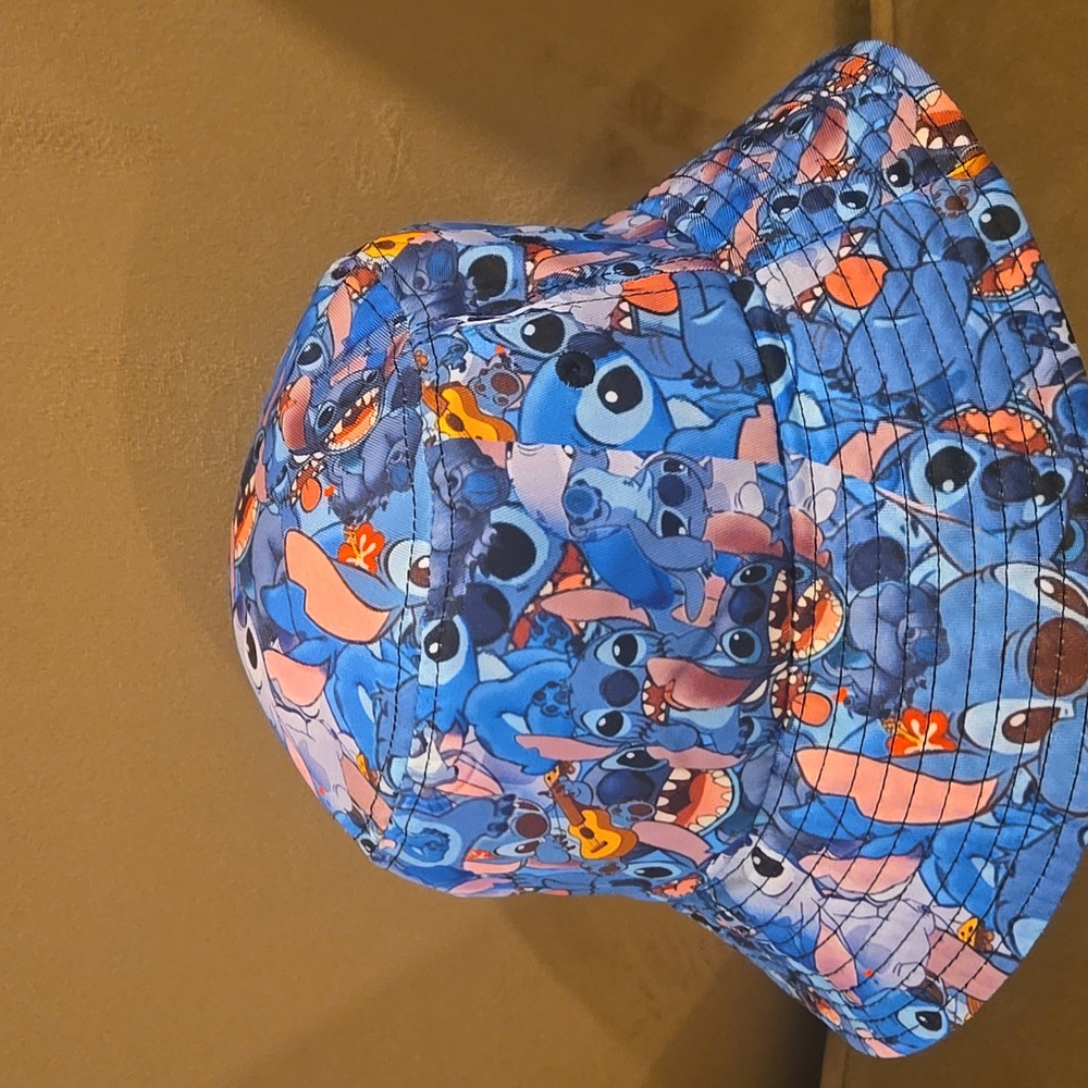 Stich bucket hat.